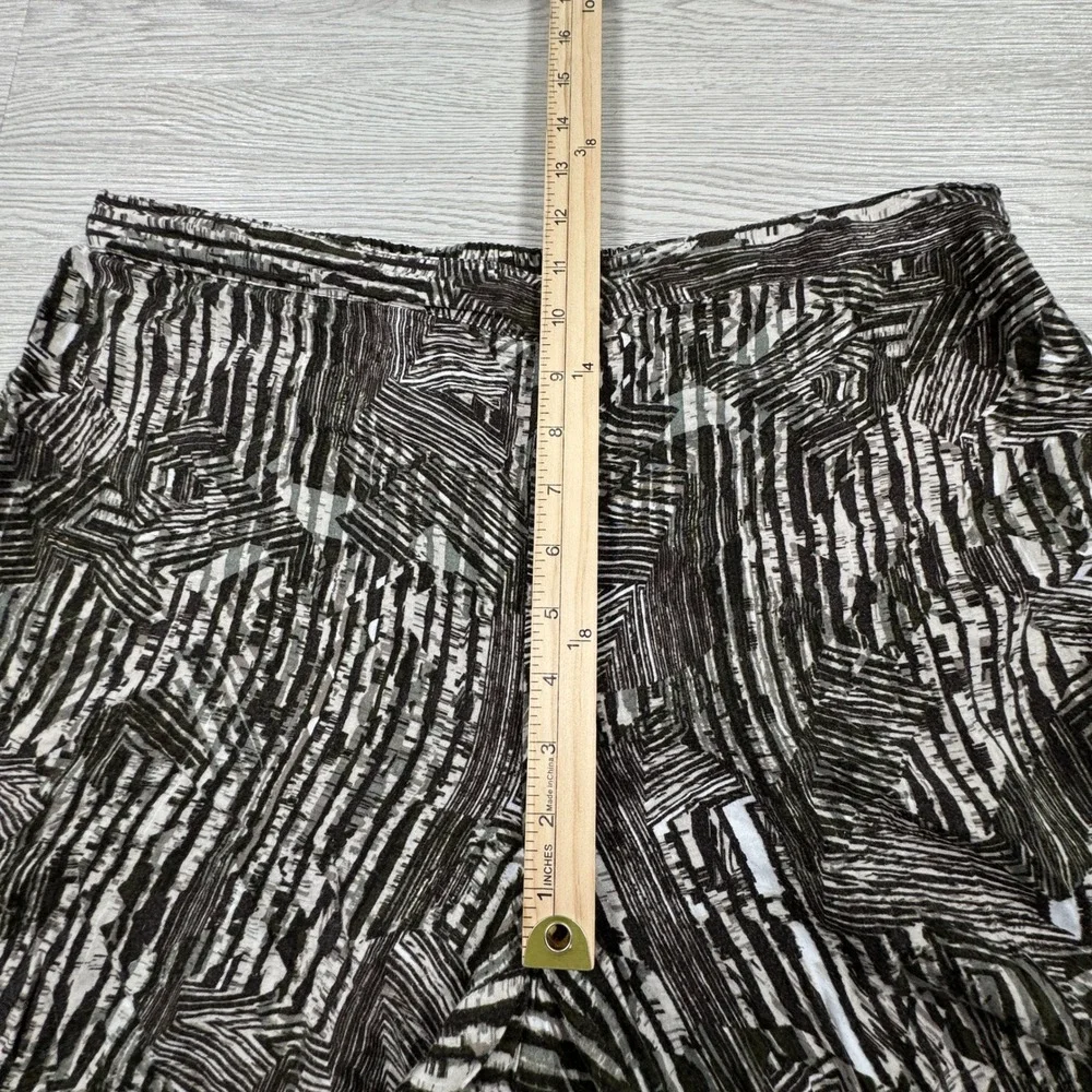 Chico's Women's Pants Brown White Abstract Print Elastic‎ Waist Rayon Size 2